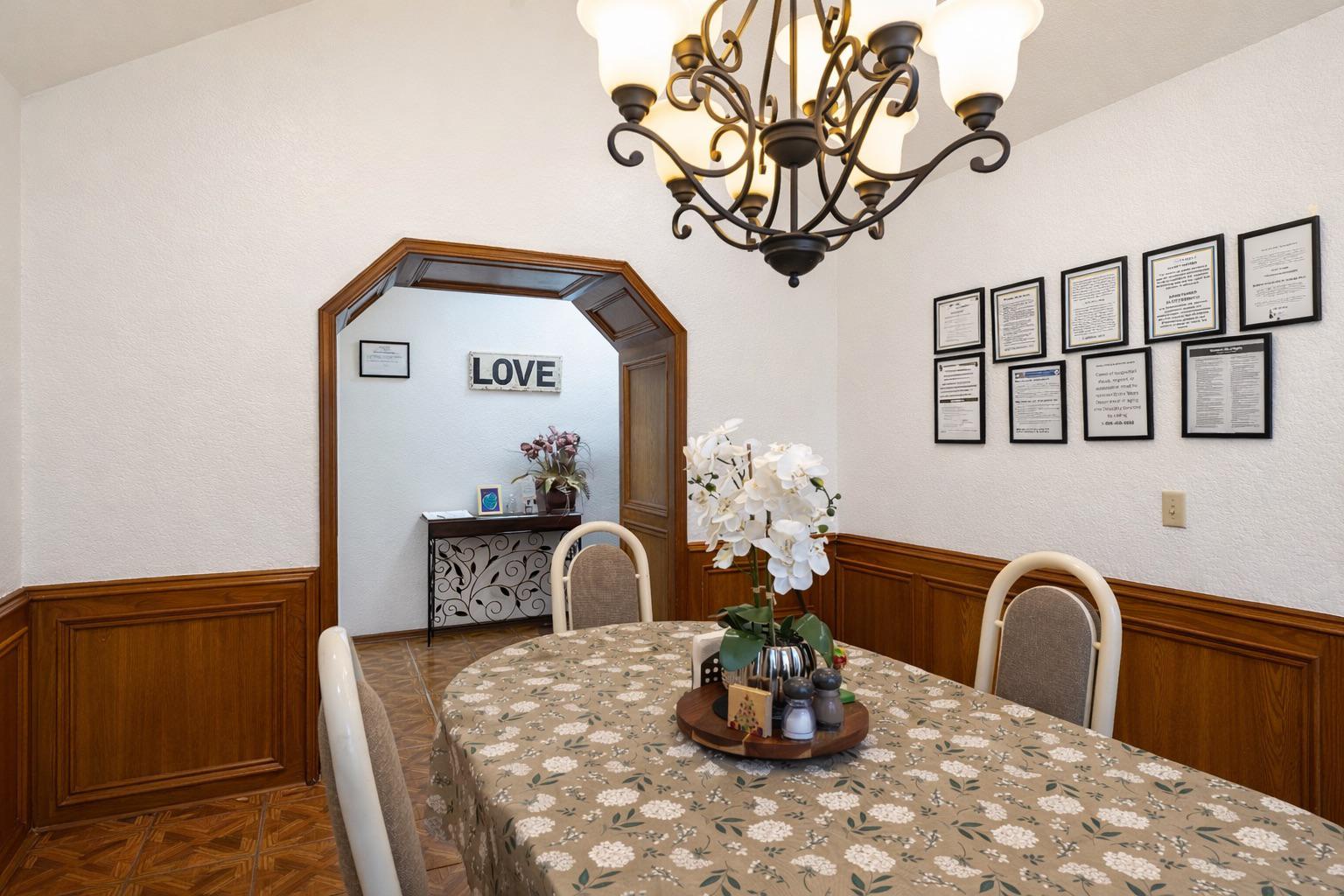 Dining Room 2